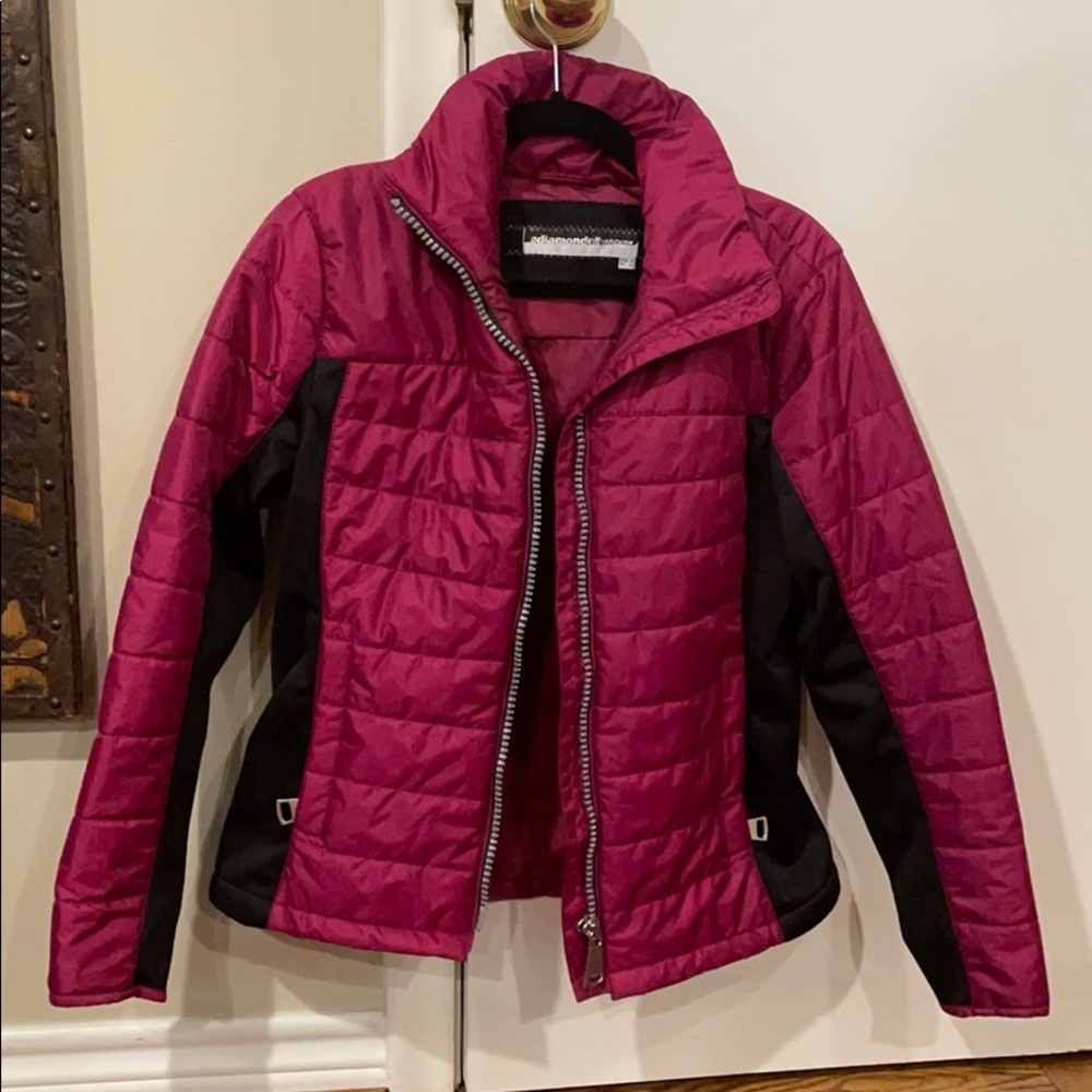 A Diamond In The Snow maroon ski jacket (USA 10)